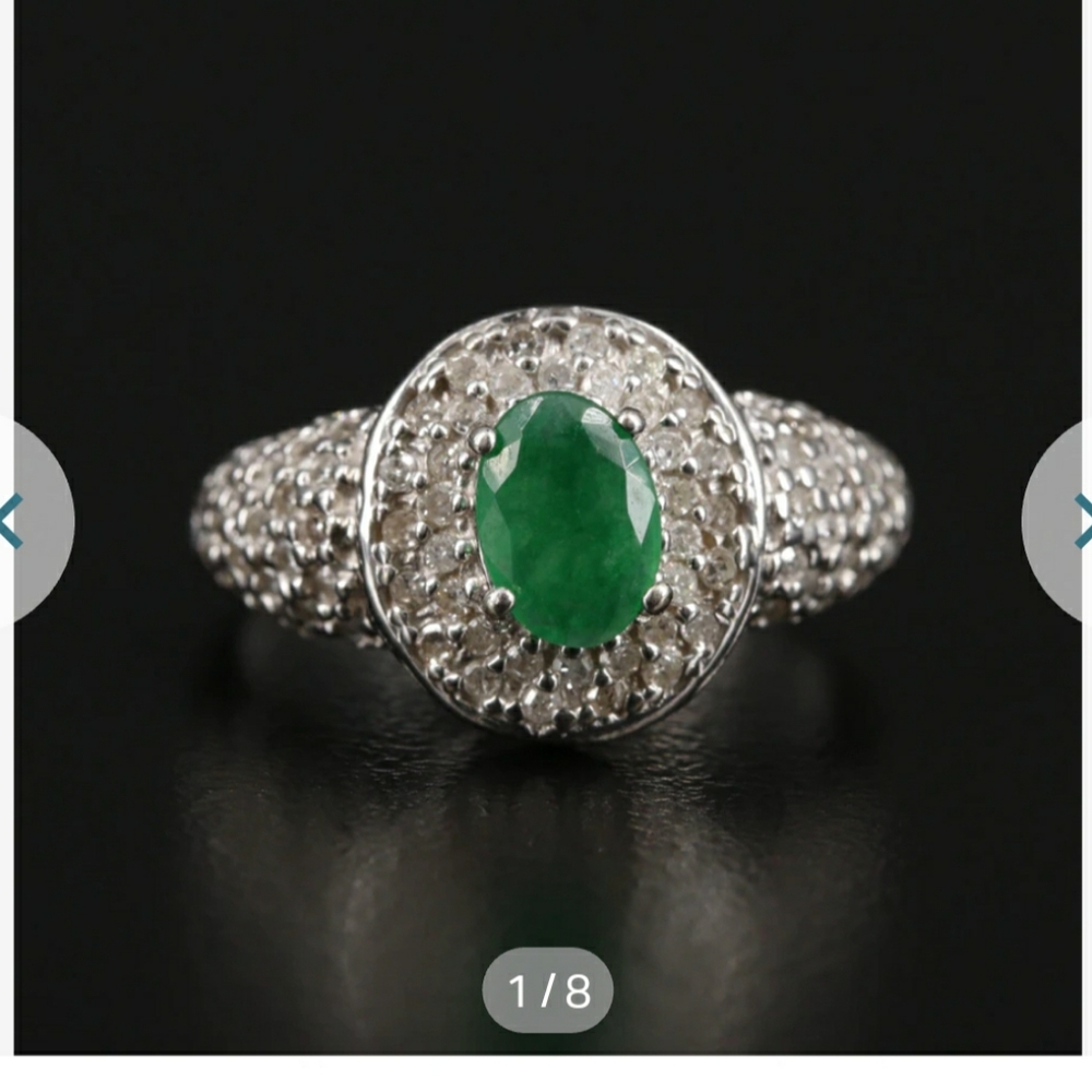 10K YG EMARLD DIAMOND RING